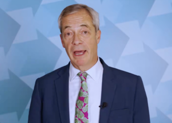 Un député travailliste critique Farage pour ses commentaires sur les écoliers de Glasgow